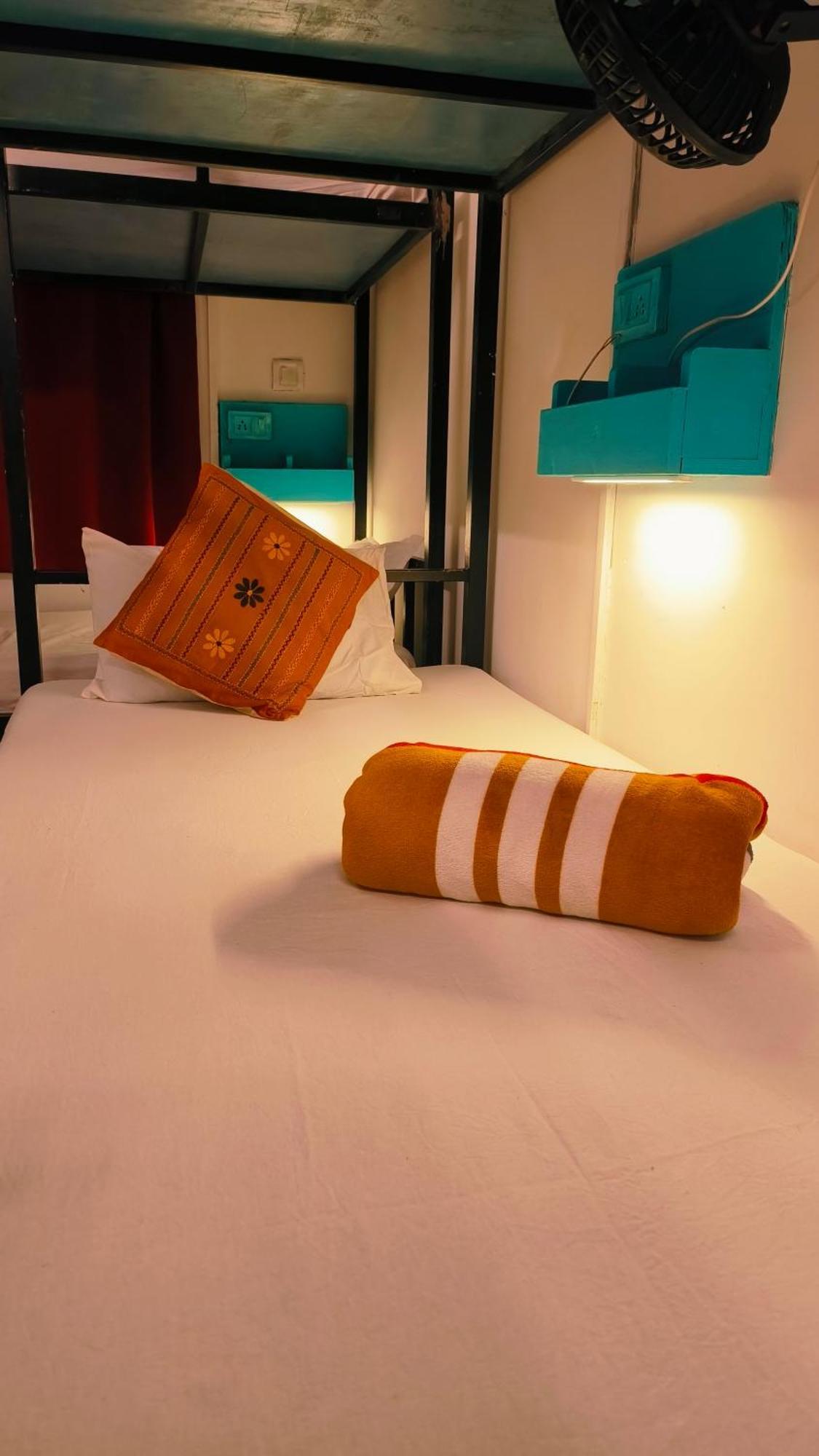 Mitra Hostel Arambol Zimmer foto