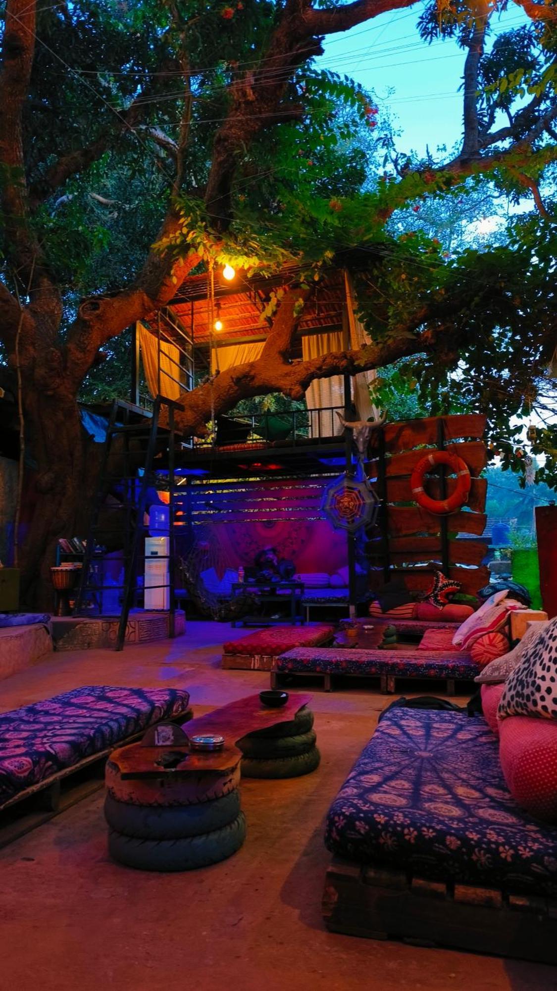 Mitra Hostel Arambol Exterior foto